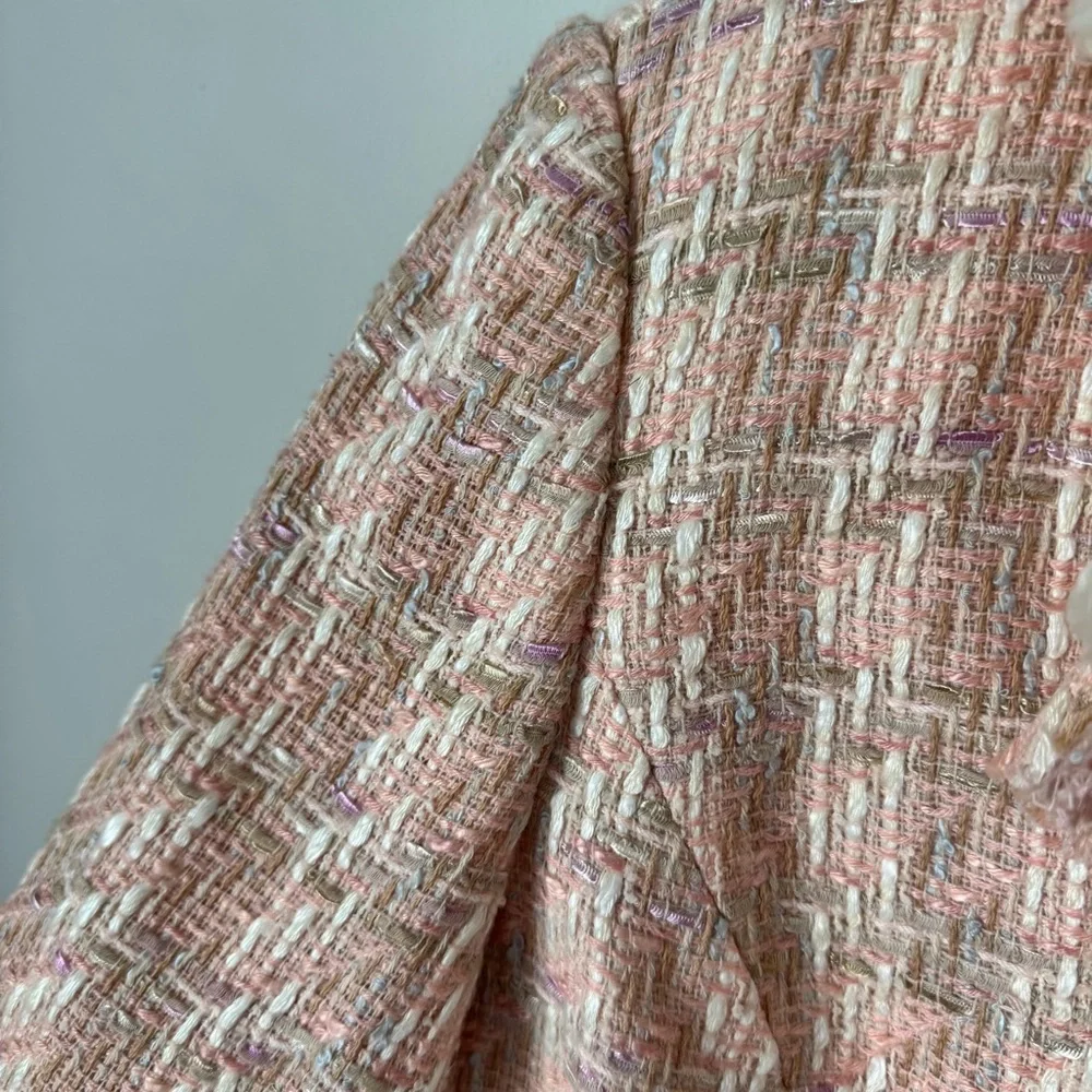Vintage Albert Nipon Coral Pink Tweed Jacket Size 8 Wool Silk Accents Floral Pin - Picture 6 of 16